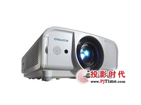 投影市場寒冬未過 降價潮持續，性價比成消費者首選